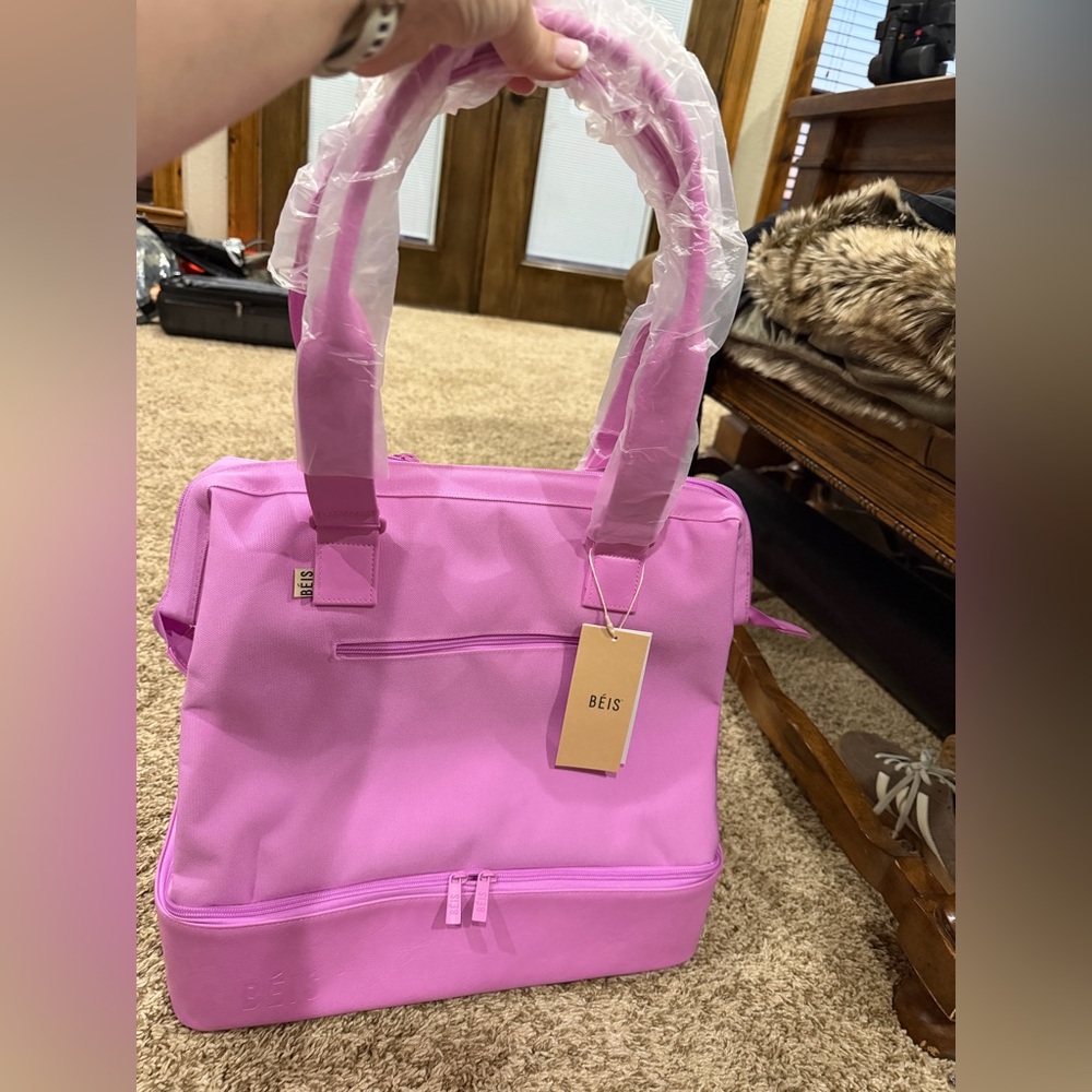 NWT Beis Mini Weekender, Berry